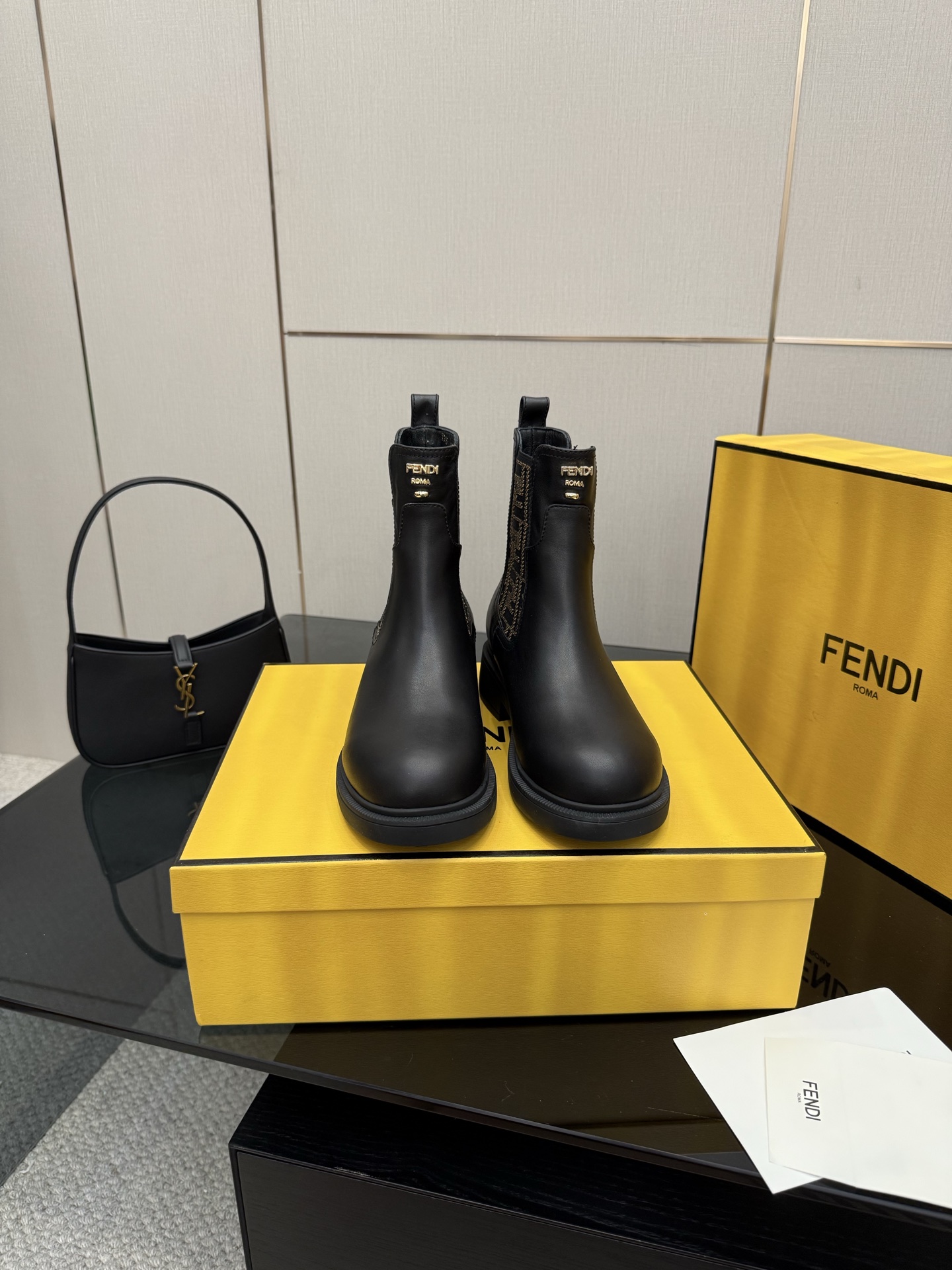 20251022/Fendi_251022-5